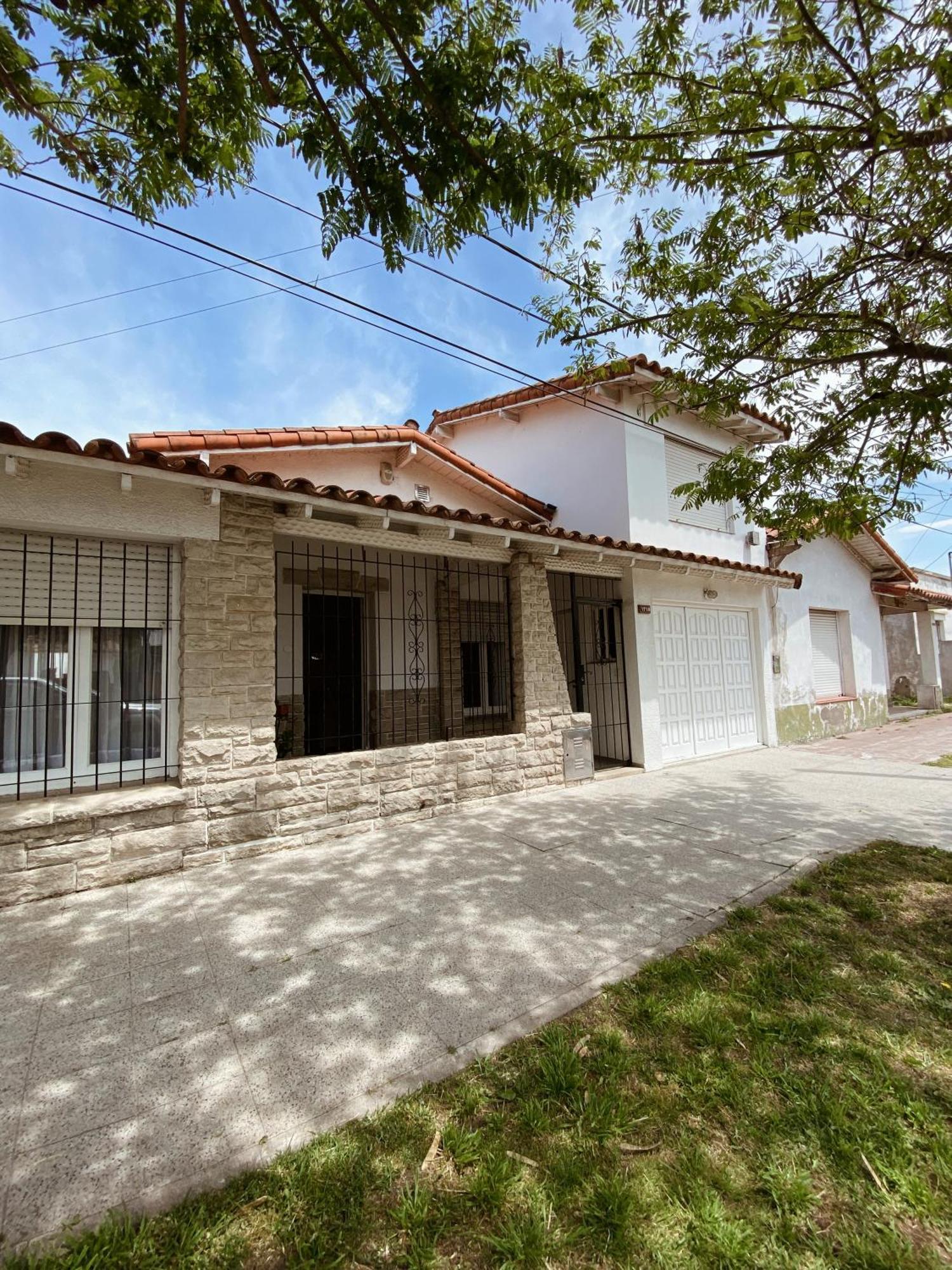 Holiday home Tradicional Casa En Hola Sur Miramar (Buenos Aires)